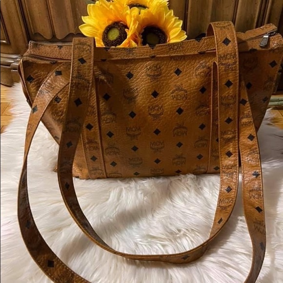 MCM shoppers Bag - Picture 7 of 14